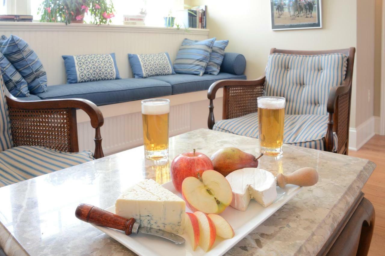 The Springwater Bed And Breakfast Саратога-Спрингс Экстерьер фото